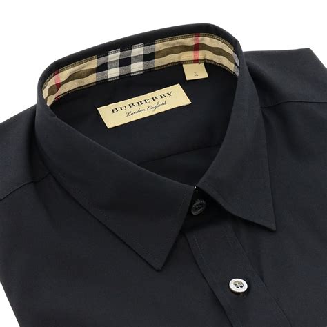 mens burberry t shirt|burberry shirts for men outlet.